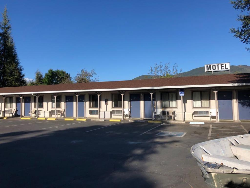 Kelseyville Motel Exterior photo